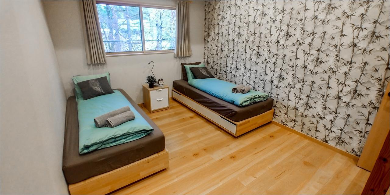 Kitsune Cottages Hakuba Bagian luar foto
